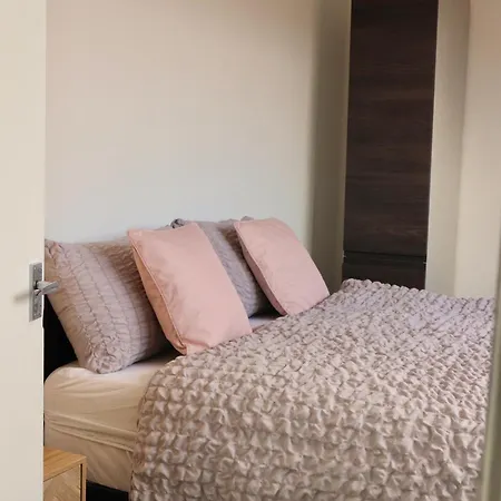 Apartman 2 Bedroom Free Wifi And Parking *