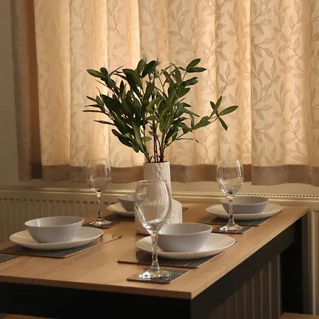 2 Bedroom Free Wifi&parking Appartement
