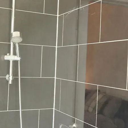 Appartement 2 Bedroom Free Wifi&parking