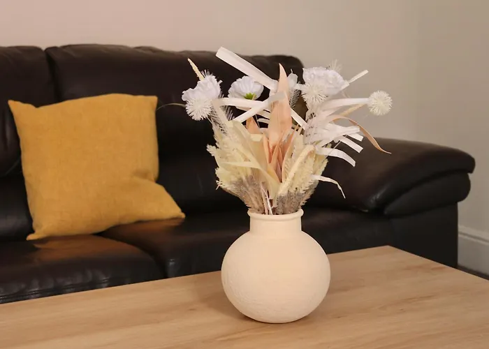 2 Bedroom Free Wifi And Parking