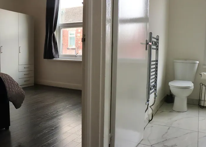 2 Bedroom Free Wifi And Parking Apartamento Leeds (West Yorkshire)