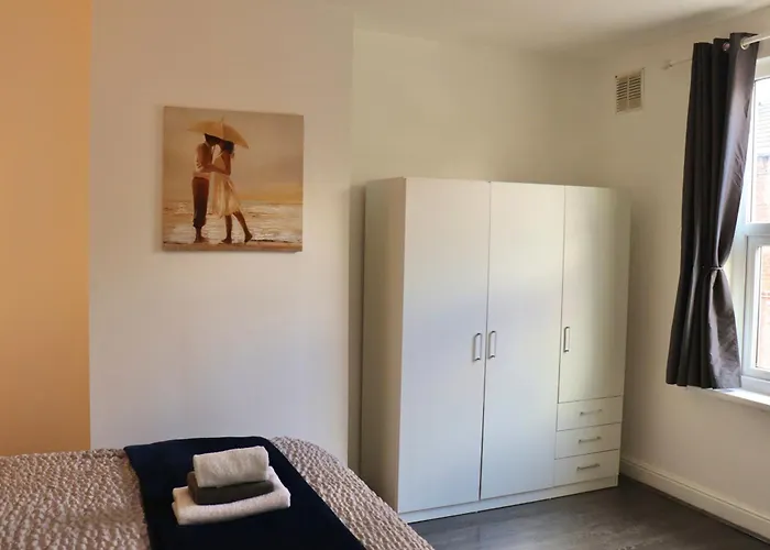 2 Bedroom Free Wifi And Parking Apartamento Leeds (West Yorkshire)