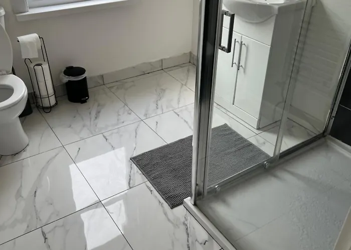 2 Bedroom Free Wifi And Parking Apartamento Leeds (West Yorkshire)